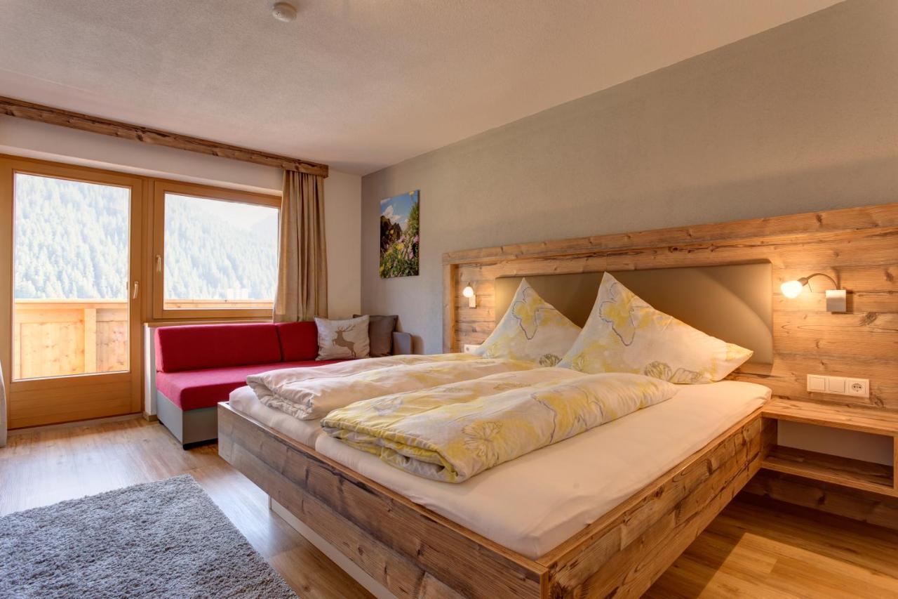 Pension Roman Appartement Pettneu am Arlberg Buitenkant foto