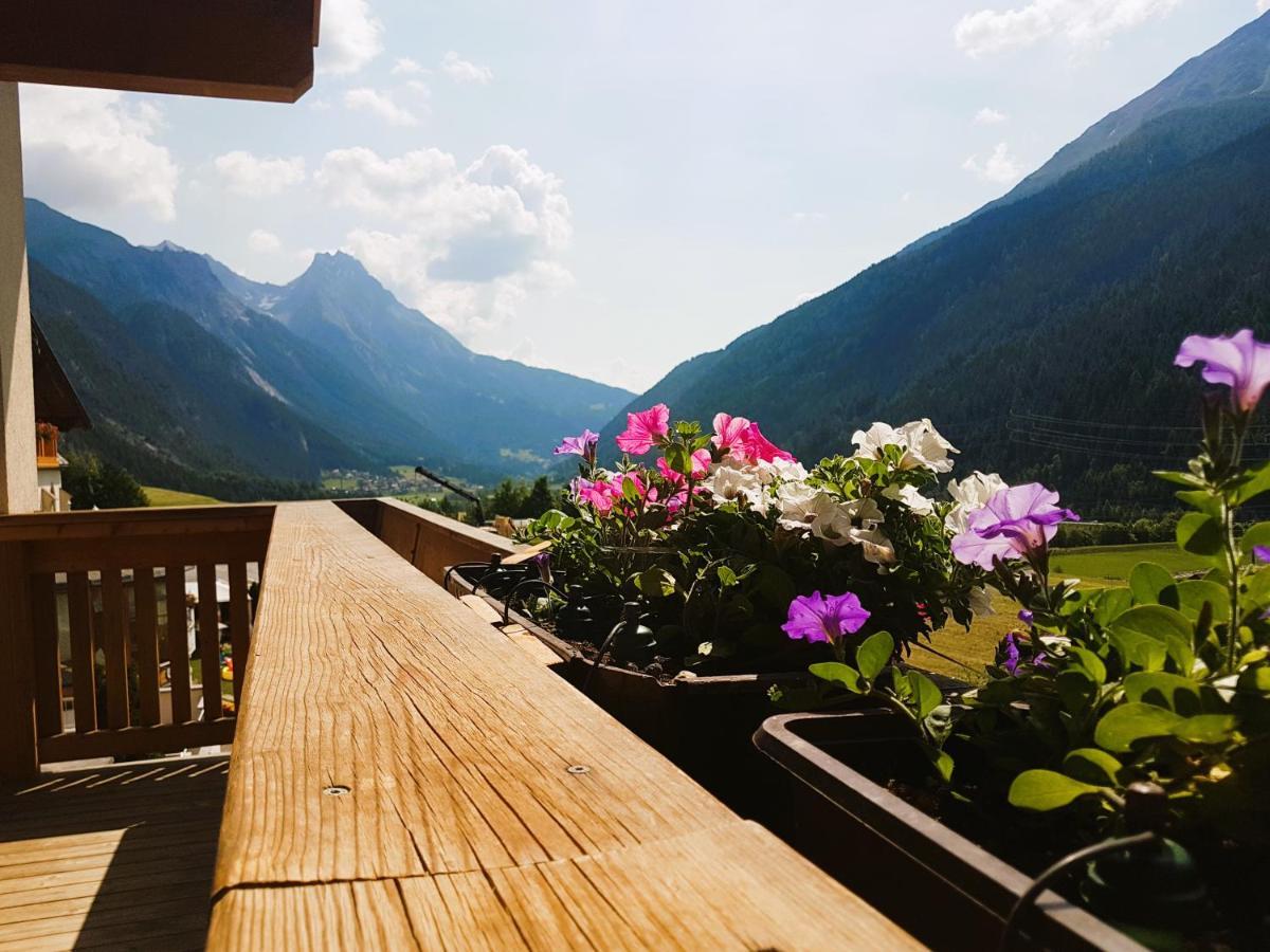 Pension Roman Appartement Pettneu am Arlberg Buitenkant foto