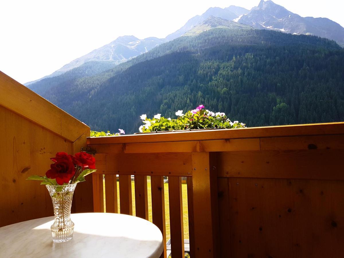 Pension Roman Appartement Pettneu am Arlberg Buitenkant foto