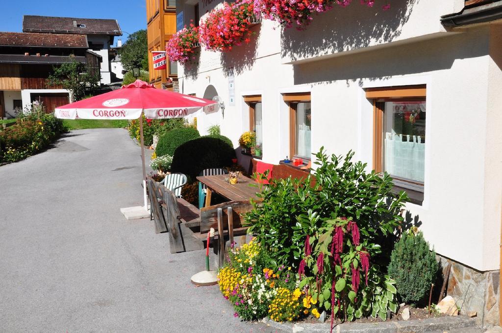 Pension Roman Appartement Pettneu am Arlberg Buitenkant foto