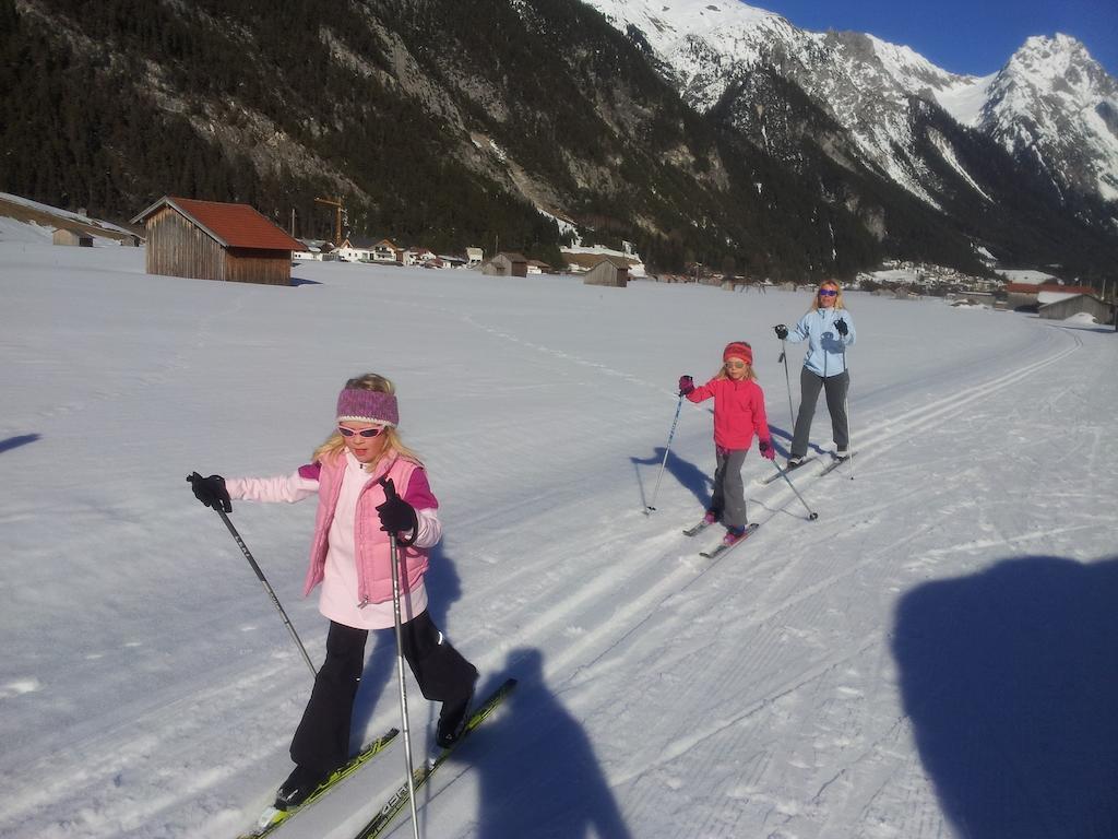 Pension Roman Appartement Pettneu am Arlberg Buitenkant foto